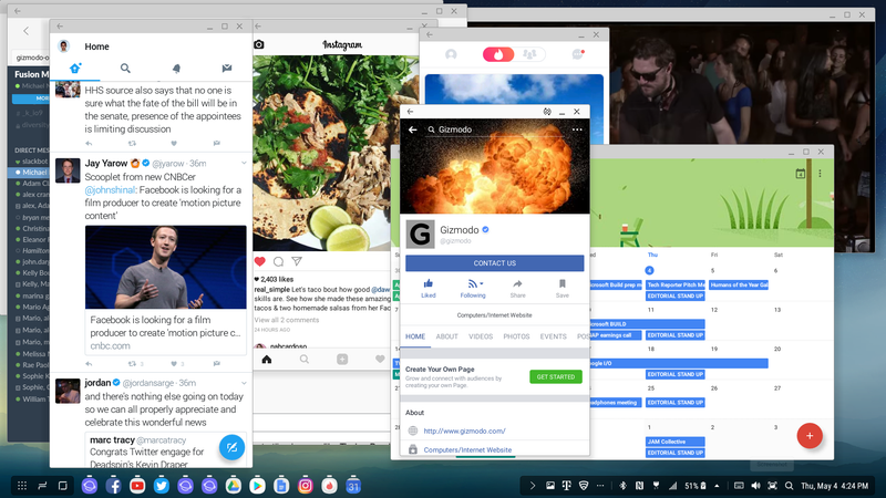 Un ejemplo de cómo diversas aplicaciones pueden correr en DeX simultáneamente. (Fotografía: Gizmodo)